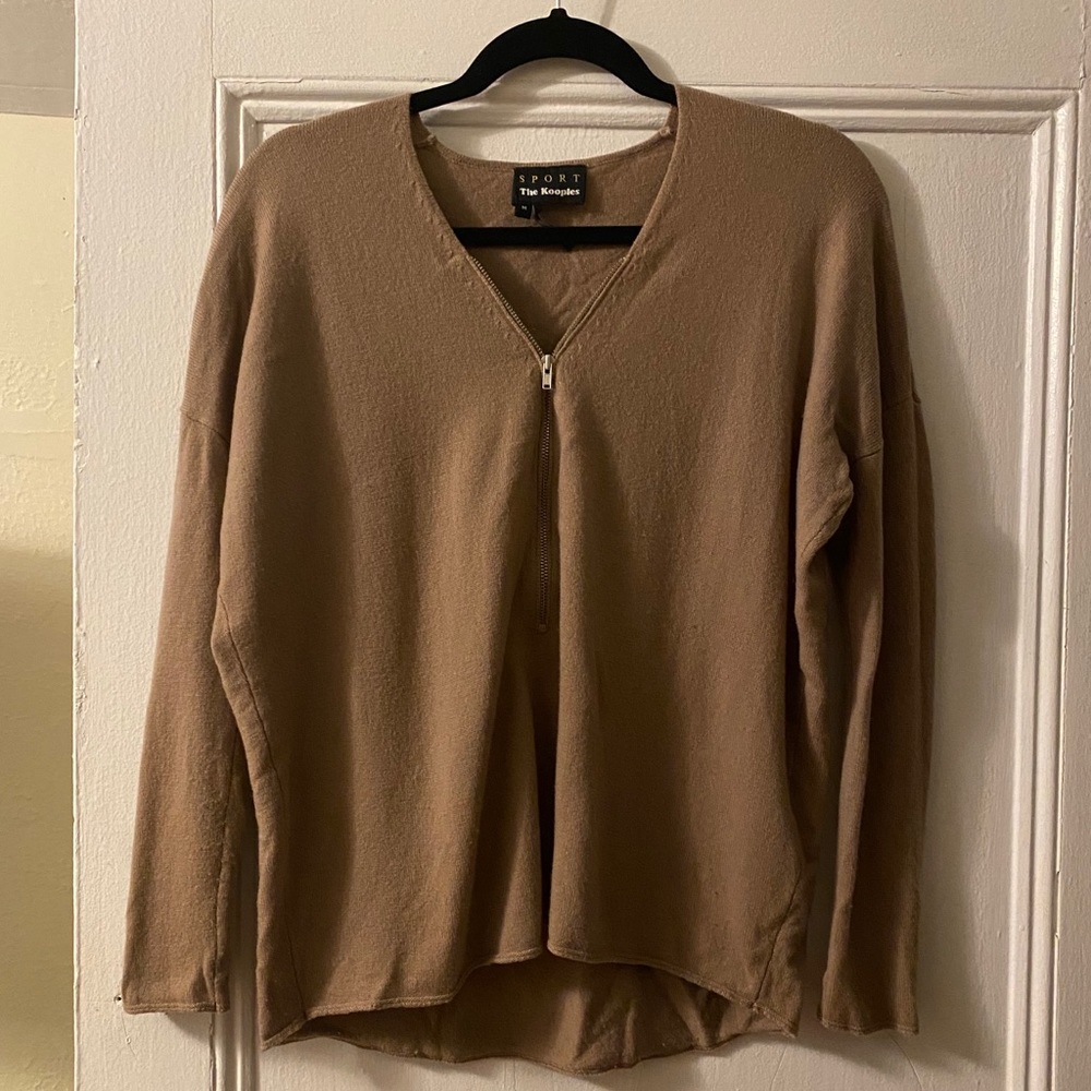 Zip up Sweater